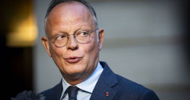 Édouard Philippe propose un « état d'urgence narco » contre le narcotrafic.