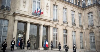 Elysée : Un salarié de l'État ne dérobe pas assiettes et tasses en porcelaine