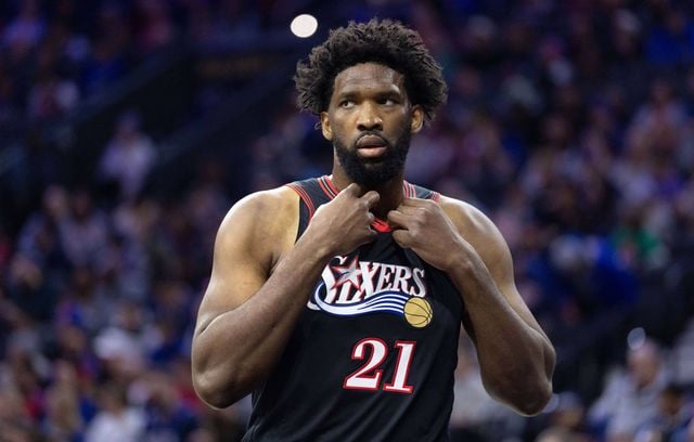 En images : George Clooney et d'autres célébrités, nationalités françaises obtenues