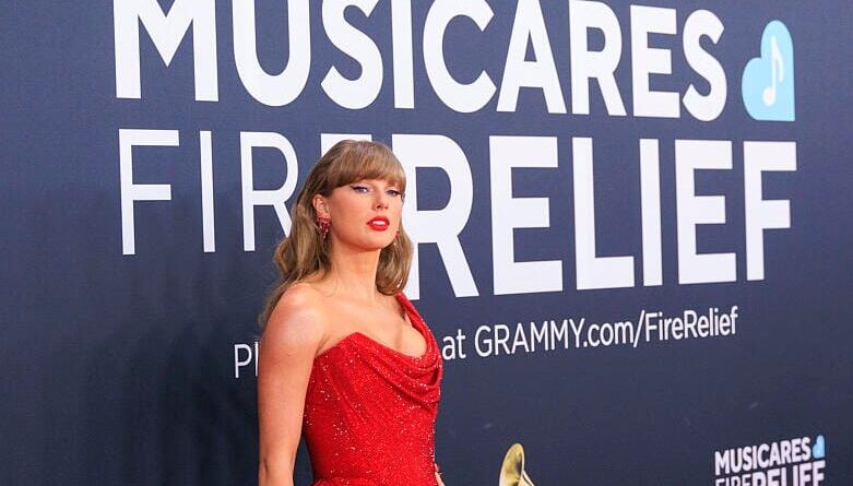 Escroqueries envers des fans de stars comme Taylor Swift en 2025 : rapport révèle le montant