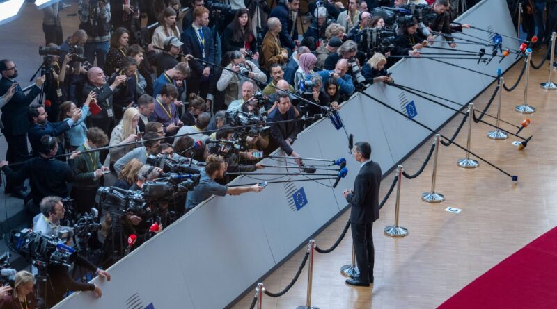 Espagne : Pedro Sánchez ne remanie pas son gouvernement face aux critiques.