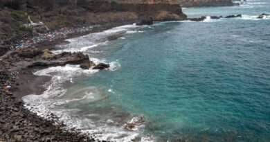 Espagne : Trois morts suite à une énorme vague aux Canaries