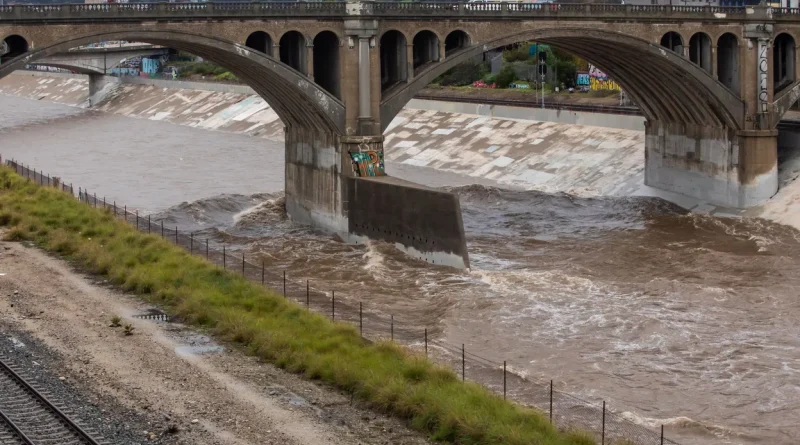Etat d'urgence à Los Angeles pour Noël en raison des inondations
