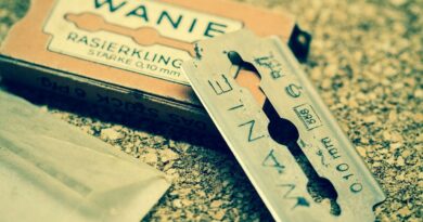 États-Unis : Femme arrêtée pour avoir dissimulé des lames de rasoir dans du pain