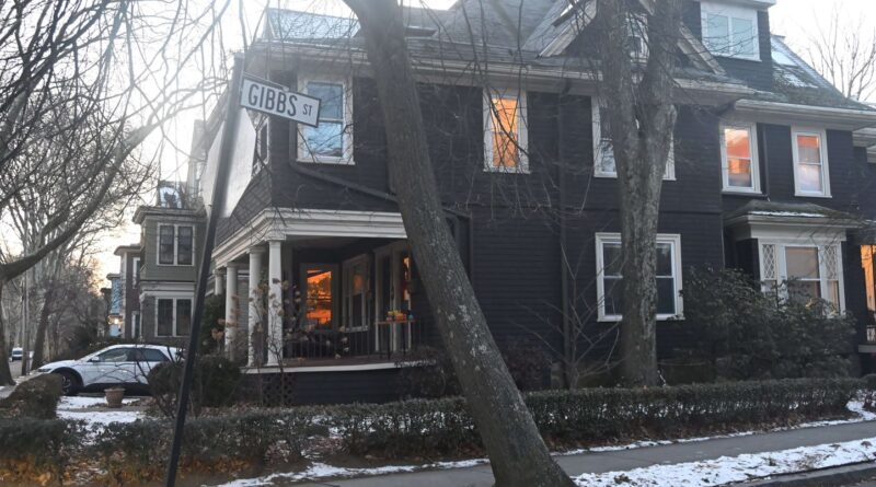 États-Unis : Un professeur du MIT tué chez lui