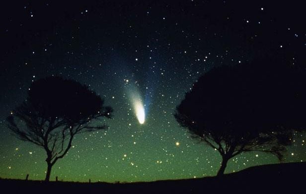 Étoiles filantes : nuits plus spectaculaires que d'autres expliquées.