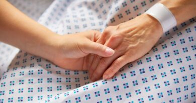 Euthanasie pour les personnes atteintes de démence : avis du Comité consultatif de bioéthique.