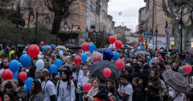 Explosion dans l'Ain : hommage des habitants aux victimes, « Deux étoiles de plus »