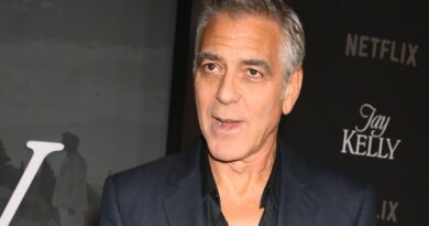 George Clooney encourage Travis Kelce à penser à une carrière au cinéma.