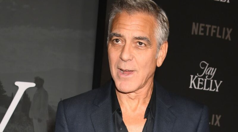 George Clooney encourage Travis Kelce à penser à une carrière au cinéma.
