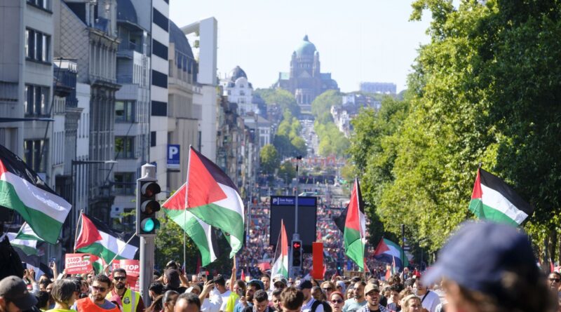 Guerre au Proche-Orient : 14 pays, dont la Belgique, demandent à Israël de cesser l'expansion des colonies en Cisjordanie.