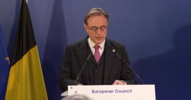 Guerre en Ukraine : l'Europe finance Kiev sans saisir les avoirs russes.