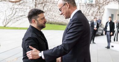 Guerre en Ukraine : Zelensky à Berlin, discussions avec les États-Unis