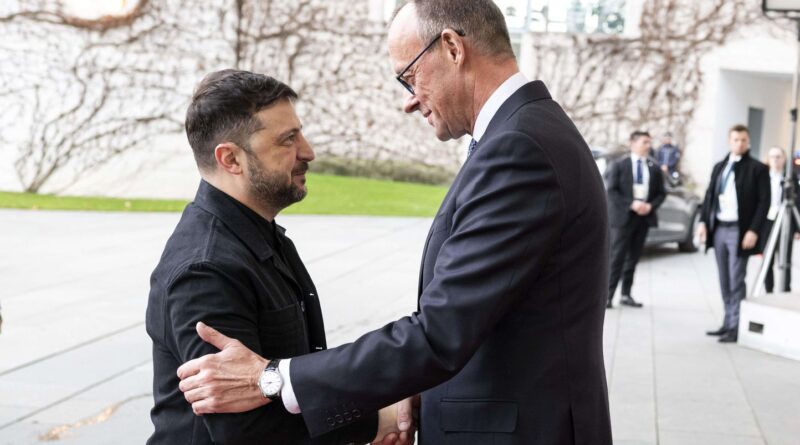 Guerre en Ukraine : Zelensky à Berlin, discussions avec les États-Unis