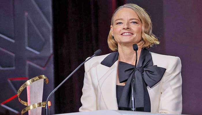 Hommage vibrant à Jodie Foster, actrice et réalisatrice américaine