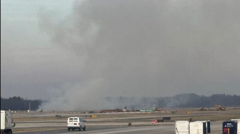 Incendie à l'aéroport de Washington causé par un moteur de Boeing 777
