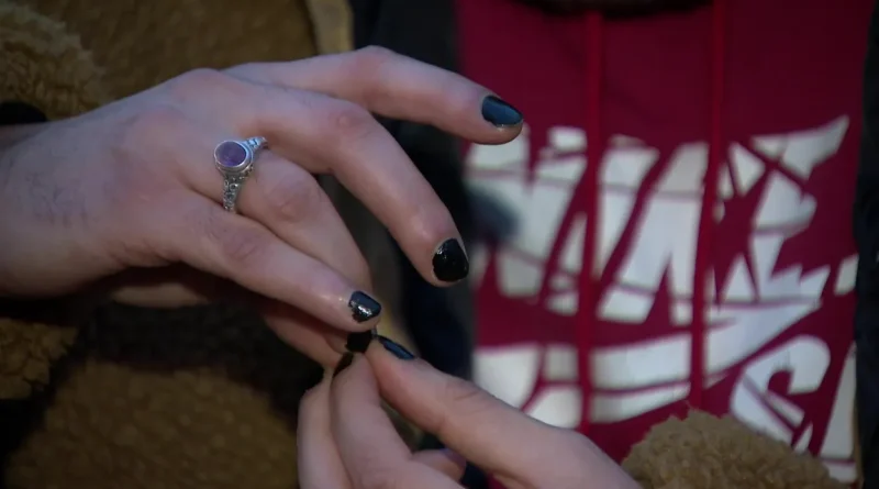 Jamal, victime d'une agression transphobe et homophobe à Bruxelles.