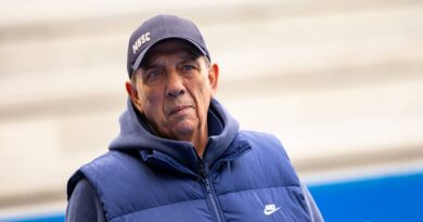 Jean-Louis Gasset, figure mythique du football français, mort à 72 ans.