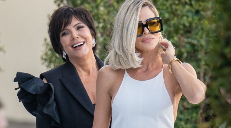 Khloé Kardashian dévoile le financeur de la soirée de Noël familiale