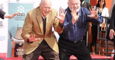 La carrière de Rob Reiner, de "Quand Harry rencontre Sally" à ses succès.