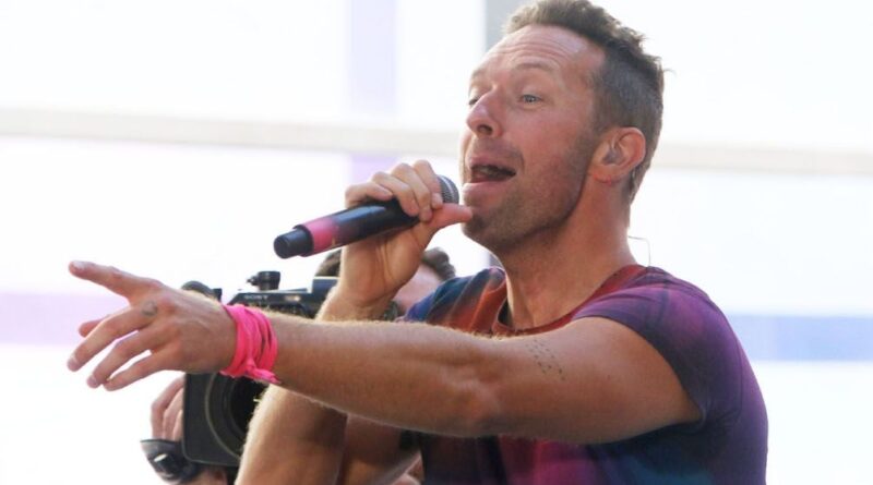 La DRH réagit contre Gwyneth Paltrow après la kiss cam au concert de Coldplay.