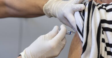 La grippe ne cesse de progresser en France, toutes les classes d'âge touchées.