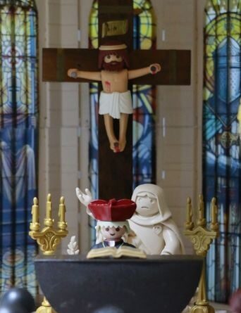 La maquette de Notre-Dame de Paris par un « fou » de Playmobil