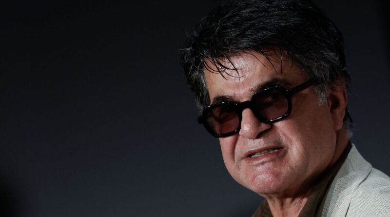 Le cinéaste iranien Jafar Panahi, Palme d'Or 2025, en prison un an