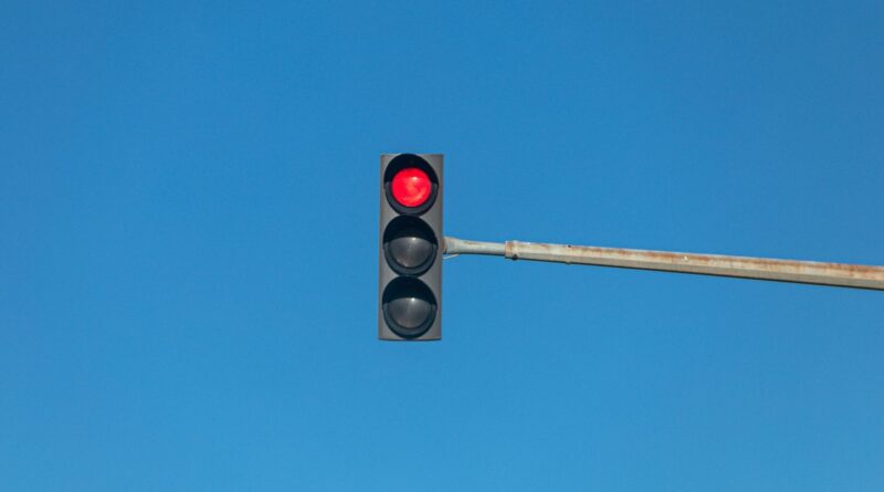 Le concept de « naked roads » : dépouiller les routes de signalisation, ça fonctionne-t-il ?