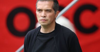 Le FC Nantes se sépare de Luis Castro, en danger en Ligue 1.