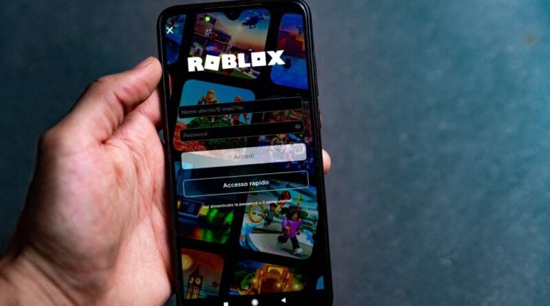 Le Kremlin submergé de plaintes d'enfants « souhaitant quitter la Russie » après le blocage de Roblox.