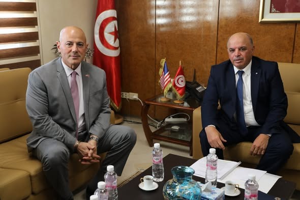Le ministre du Transport reçoit l'ambassadeur des États-Unis à Tunis