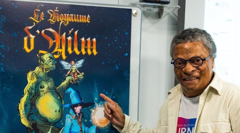 Le petit dragon de « Le Royaume d’Ailm » soutient les enfants brûlés.