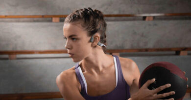 Le Shokz OpenRun, casque à conduction osseuse, voit son prix baisser de 28 %