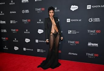 Le string Y ne fait pas son retour dans la mode.