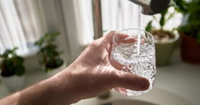 Le TFA, polluant éternel, se trouve presque partout dans l'eau en France.