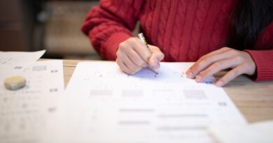 Les examens de décembre dans les écoles secondaires ne sont plus populaires.