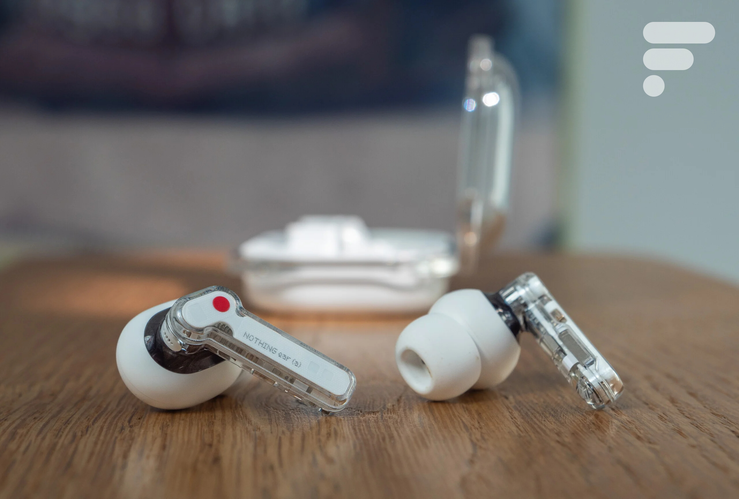 Test Nothing Ear (a)