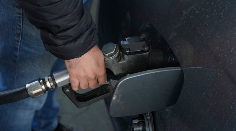 Les prix de l'essence ne sont jamais aussi bas en trois ans.