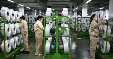 Les vêtements en polyester recyclé polluent plus que le vierge.