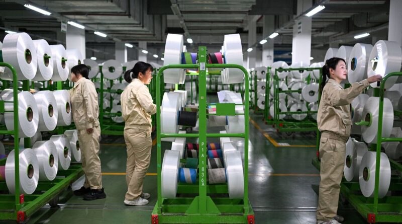 Les vêtements en polyester recyclé polluent plus que le vierge.