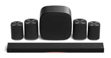 LG dévoile la première barre de son Dolby Atmos Flex Connect au monde.