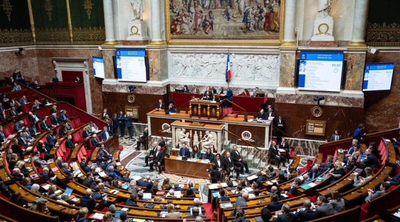 Loi spéciale sur le budget : 200.000 foyers ne paieront pas trop d'impôts