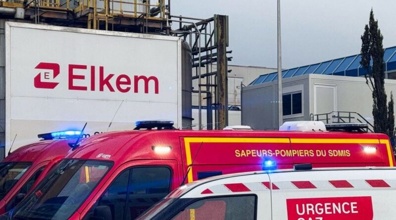 Lyon : Explosion sur le site Seveso, quatre blessés, milliers confinés.