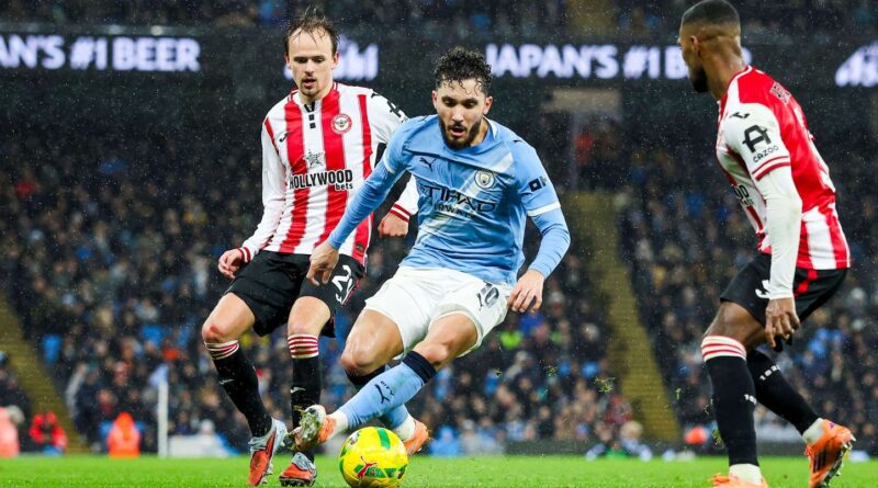 Manchester City : Pep Guardiola demande davantage de Rayan Cherki