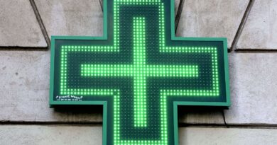 Ménopause, toux : quatre médicaments plus dangereux qu'efficaces selon « Prescrire »