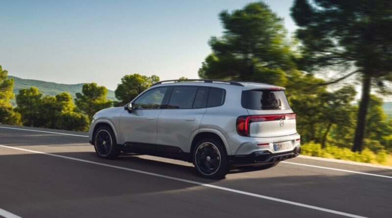 Mercedes dévoile la GLB électrique et hybride : 7 places pour les vacances.