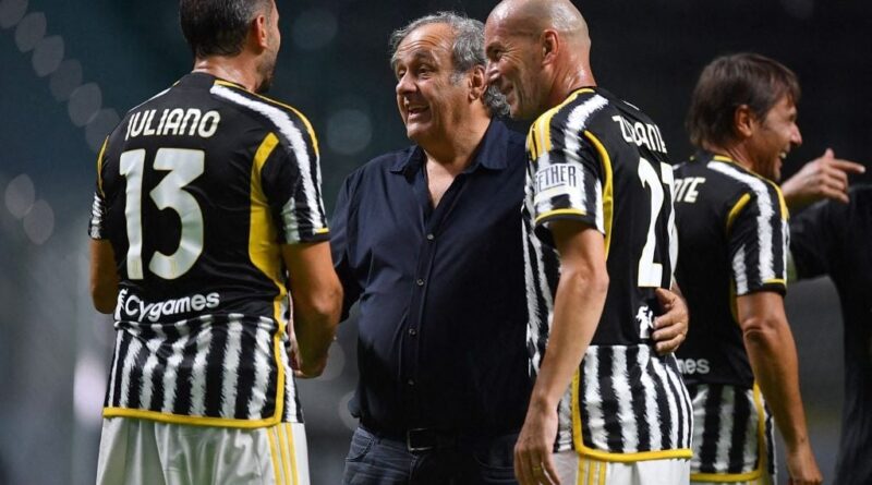 Michel Platini parlera de sa « passion » pour le foot dans un docu Canal Plus.