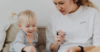 Moins d’écrans, plus de temps en famille : résolutions pour vos enfants ?