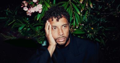 « Mon combat, c’est d’être dans la douceur : Disiz sort son 14e album »